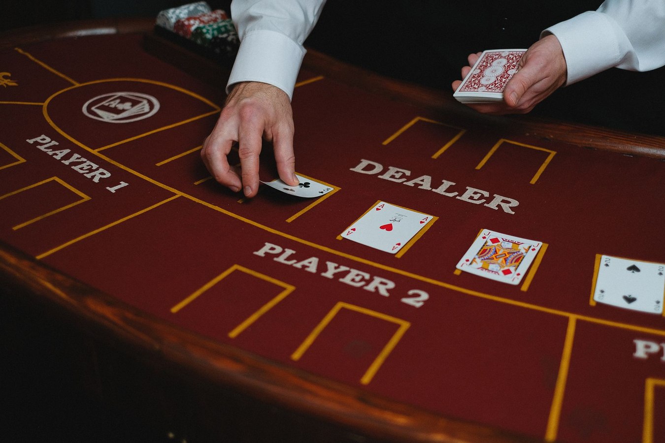 Wide shot of lounge activity and player interaction